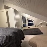 Villa Beautiful And Modern House With 4 Bedrooms And 2 Bathrooms Murvoll