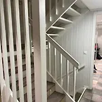 Villa Beautiful And Modern House With 4 Bedrooms And 2 Bathrooms