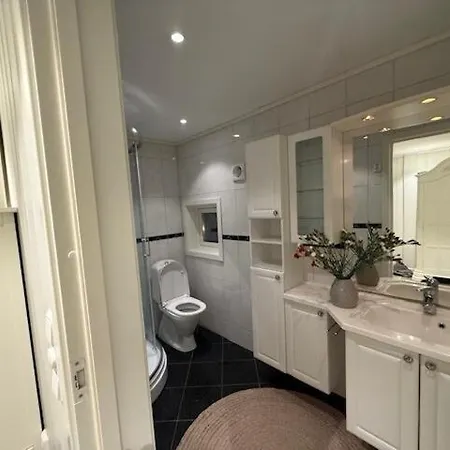 Villa Beautiful And Modern House With 4 Bedrooms And 2 Bathrooms