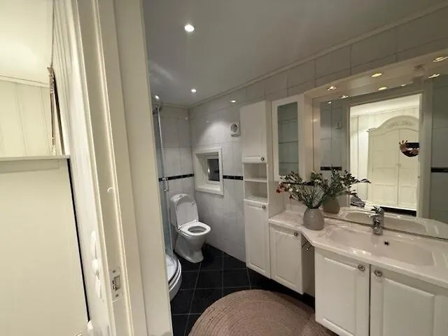 Villa Beautiful And Modern House With 4 Bedrooms And 2 Bathrooms